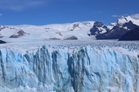 60m hohe Eiswand